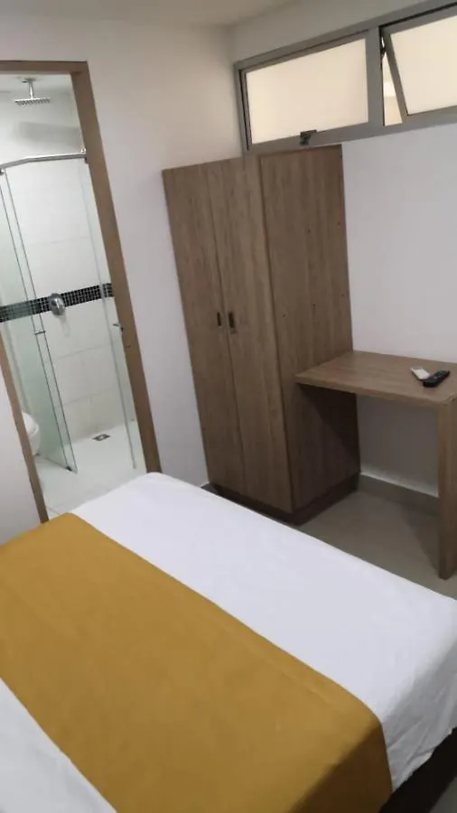 Vip Apartasuites Laureles Medellin 0*,  Colombia