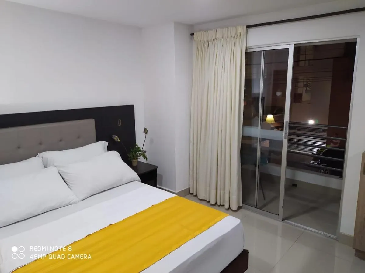 Vip Apartasuites Laureles Medellin 0*,
