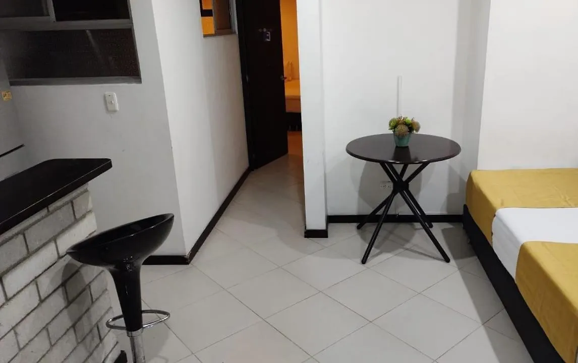 Vip Apartasuites Laureles Medellin Apartment