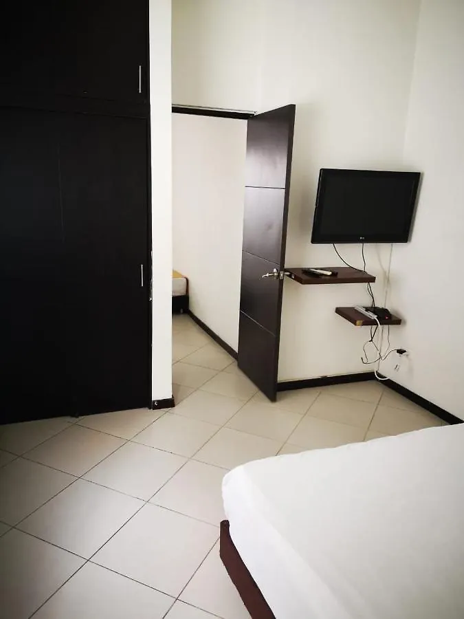 Vip Apartasuites Laureles Medellin Apartment
